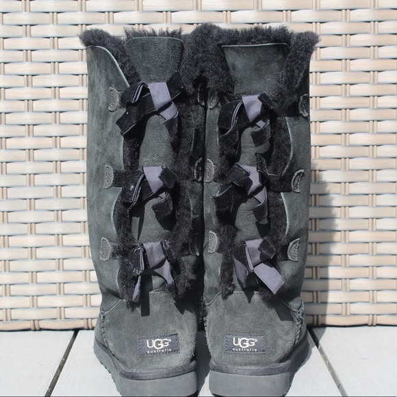UGG Shoes - Tall Bailey Bow Uggs